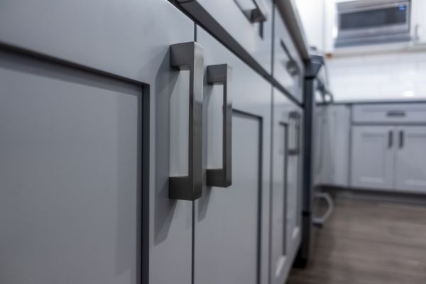 Cost of Hardware Mounting in Portland