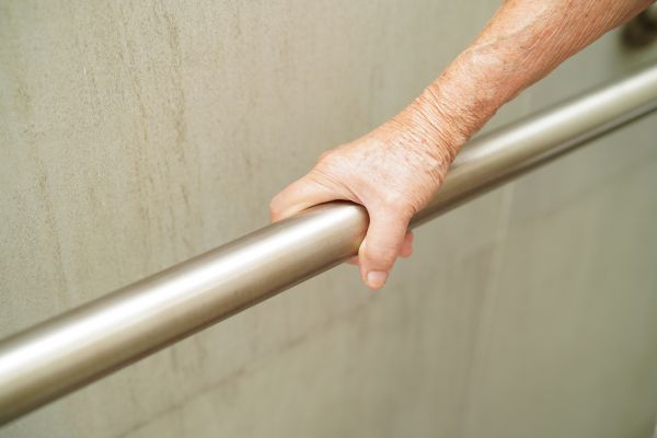 Cost of Tub Grab Bar Installation in Portland