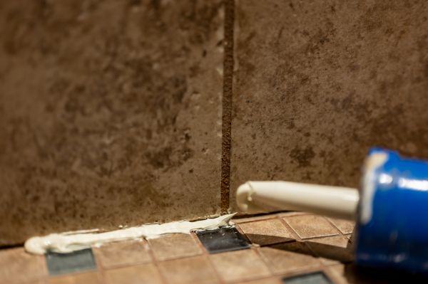 Cost of Shower Caulk Replacement in Portland