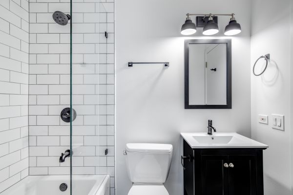 Cost of Bathroom Hardware Installation in Portland